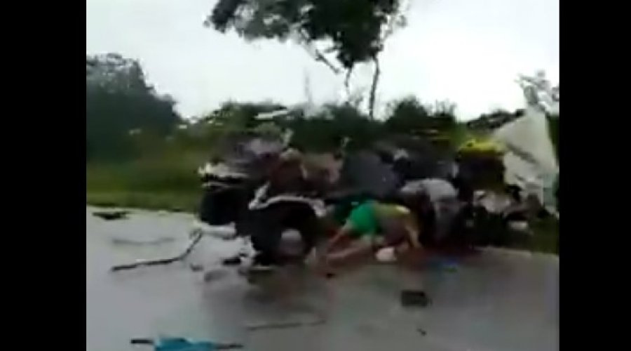 [Vídeo: grave acidente na região de Pojuca deixa vítimas]
