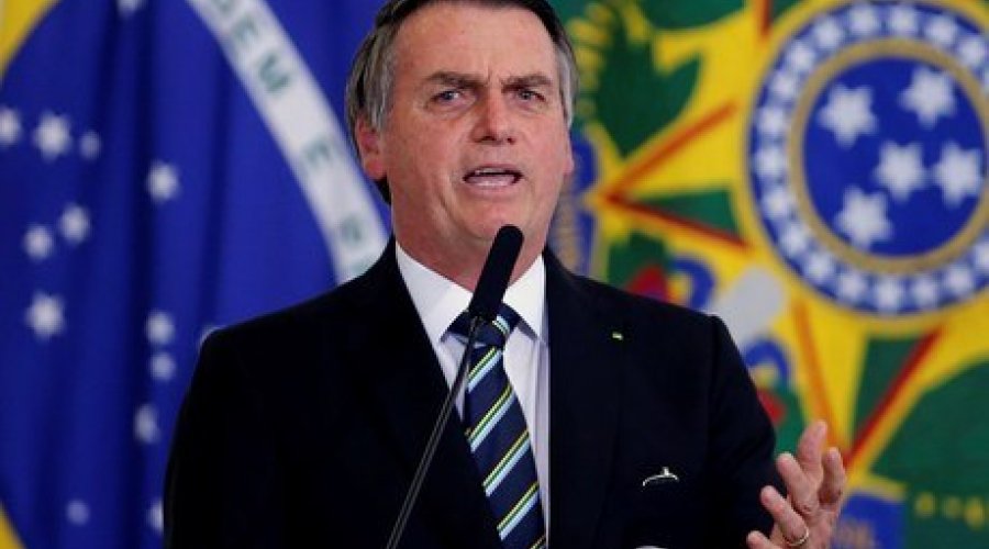 [Rui veta PM-BA na inauguração do aeroporto de Conquista e Bolsonaro reclama nas redes sociais]
