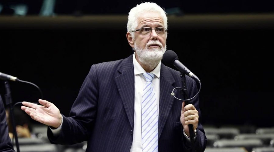 [Solla afirma que estratégia do PT para vencer eleição em Salvador será relação de Bolsonaro e Neto]