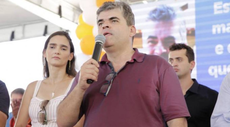 [Ministério Público denuncia prefeito de Duque de Caxias por corrupção]