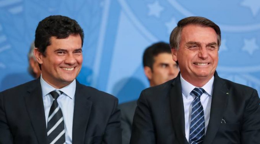[Bolsonaro afirma: ‘Não preciso fritar ministro para demitir’]