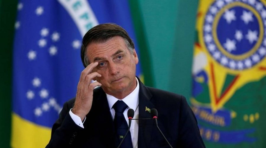 [Justiça estabelece prazo de 72 horas para Bolsonaro explicar mudança no comando da PF do Rio de Janeiro]