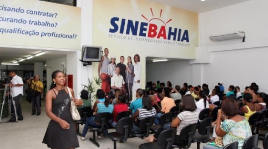 [SineBahia planeja retomada da oferta de vagas de trabalho e de cursos de qualificação profissional]