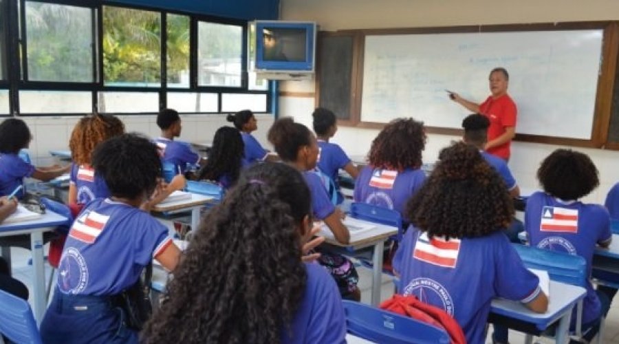 [Decreto que proíbe aulas e eventos em toda a Bahia é prorrogado até 30 de agosto]