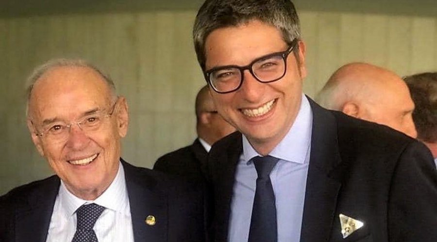 [Suplente do senador Arolde de Oliveira, Carlos Portinho assume mandato na próxima semana]