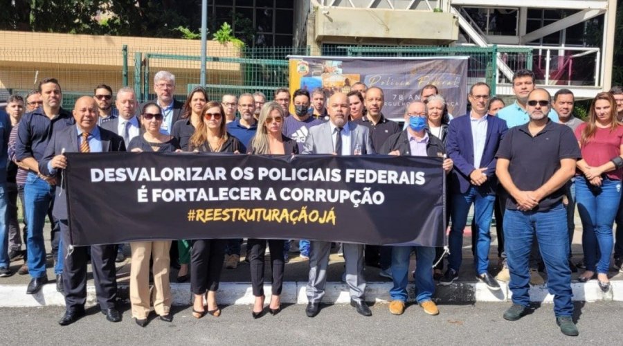 [Policiais federais farão manifestação contra Bolsonaro no Aeroporto de Salvador]