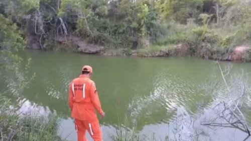 [Criança de sete anos morre afogada depois de mergulhar em lagoa no sul da BA]