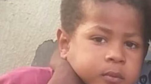 [Criança de 5 anos morre afogada em piscina depois de pular muro de casa de eventos em Juazeiro]